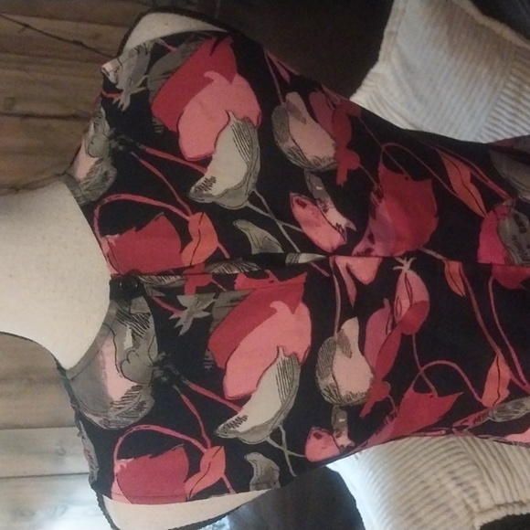 Diane Von Furstenberg Silk Shell Size XXS - Picture 5 of 6